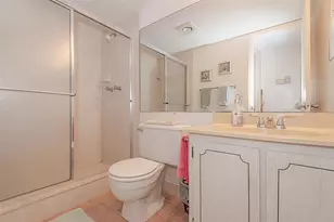 128 S Cypress Rd, Pompano Beach, FL 33060 - Photo 25