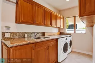 3061 NE 43rd St, Fort Lauderdale, FL 33308 - Photo 35