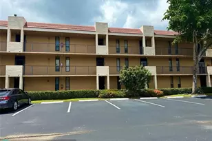 5609 Coral Lake Unit, Margate, FL 33063 - Photo 3