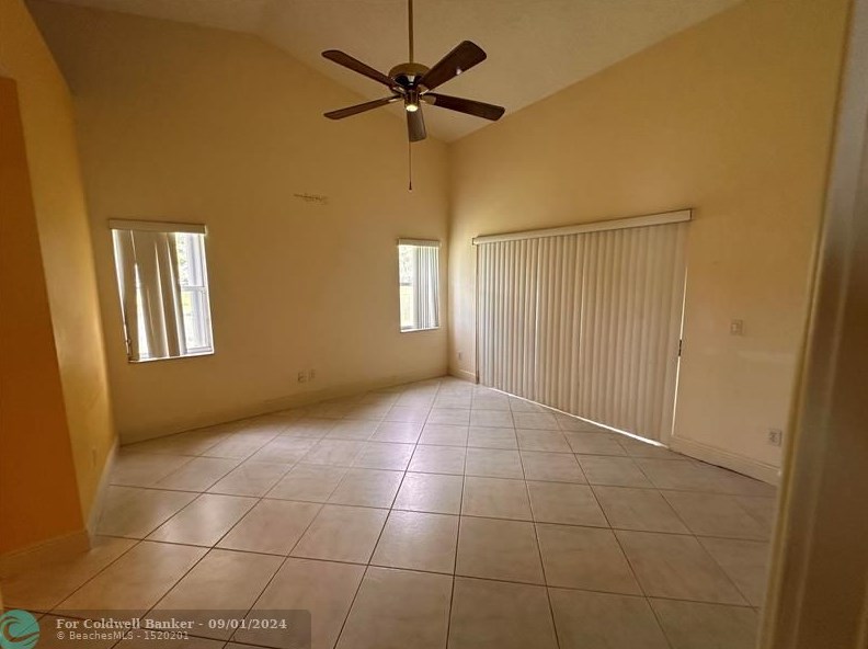 6264 Lansdowne Cir, Boynton Beach FL  33472-5105 exterior