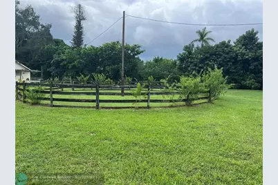 1765 Back Lot SW 112th Ave, Davie, FL 33325 - Photo 3