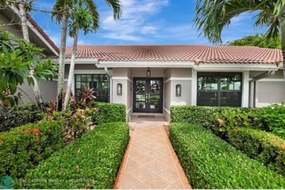 425  Deer Creek Path, Deerfield Beach, FL 33442 - Photo 1