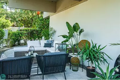 110  Amy Ann Ln, Vero Beach, FL 32963 - Photo 9