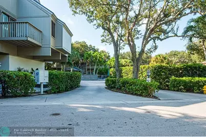 110  Amy Ann Ln, Vero Beach, FL 32963 - Photo 5