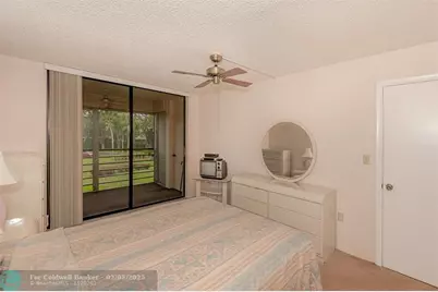 1000  Saint Charles Pl, Unit #220, Pembroke Pines, FL 33026 - Photo 23