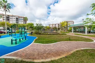 1000 St Charles Pl, Pembroke Pines, FL 33026 - Photo 3