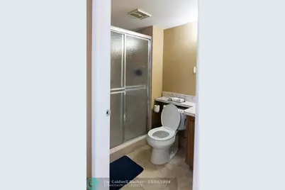 7680 NW 18th St, Unit #406, Margate, FL 33063 - Photo 19