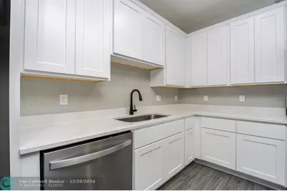 5406  Gladness Ct, Fort Pierce, FL 34947 - Photo 5