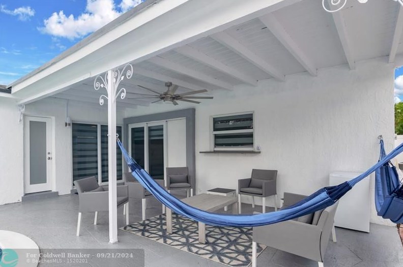 5311 Pierce St, Hollywood FL  33021-5733 exterior