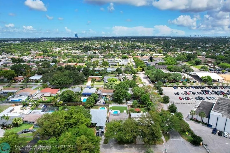 5311 Pierce St, Hollywood FL  33021-5733 exterior