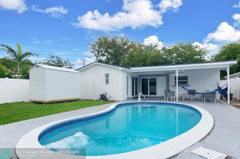 5311 Pierce St, Hollywood FL  33021-5733 exterior
