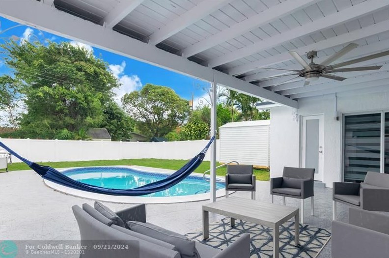 5311 Pierce St, Hollywood FL  33021-5733 exterior