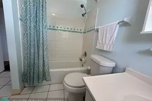 850 E Commercial Blvd, Oakland Park, FL 33334 - Photo 17