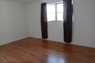 850 E Commercial Blvd, Oakland Park, FL 33334 - Photo 25