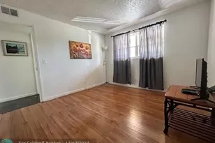 850 E Commercial Blvd, Oakland Park, FL 33334 - Photo 13