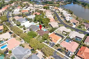 5210 Hawkes Bluff Ave, Davie, FL 33331 - Photo 41