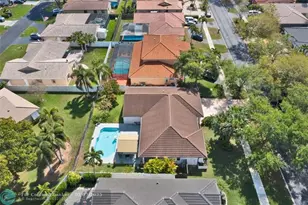 5210 Hawkes Bluff Ave, Davie, FL 33331 - Photo 39