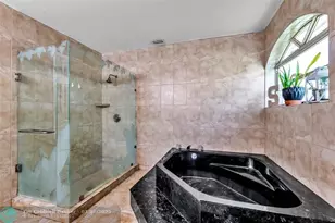 5210 Hawkes Bluff Ave, Davie, FL 33331 - Photo 23