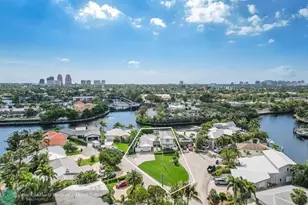 2140 NE 24th St, Wilton Manors, FL 33305 - Photo 53