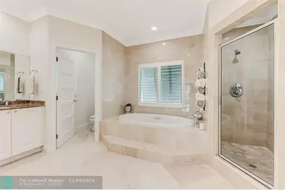 2140 NE 24th St, Wilton Manors, FL 33305 - Photo 45