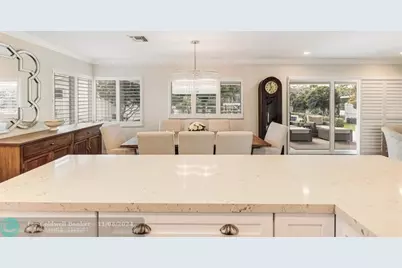 2140 NE 24th St, Wilton Manors, FL 33305 - Photo 17