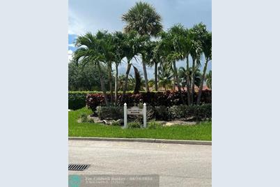 10076  Twin Lakes Dr, Unit #38 -E, Coral Springs, FL 33071 - Photo 1