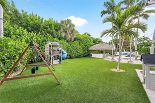 2421 NE 12th St, Fort Lauderdale, FL 33304 - Photo 11