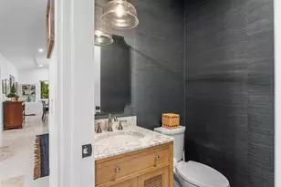 2421 NE 12th St, Fort Lauderdale, FL 33304 - Photo 27