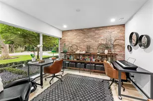 2421 NE 12th St, Fort Lauderdale, FL 33304 - Photo 9