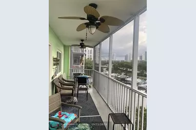 200  Diplomat Parkway, Unit #636, Hallandale Beach, FL 33009 - Photo 9