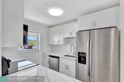 300 SW Golfview Ter, Unit #131, Boynton Beach, FL 33426 - Photo 9