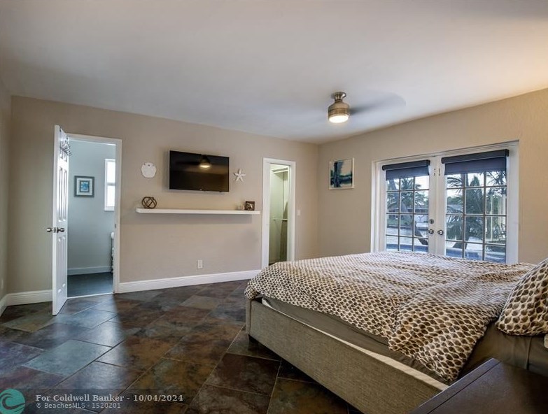 2728 Taft St, Hollywood FL 33020-2920 exterior