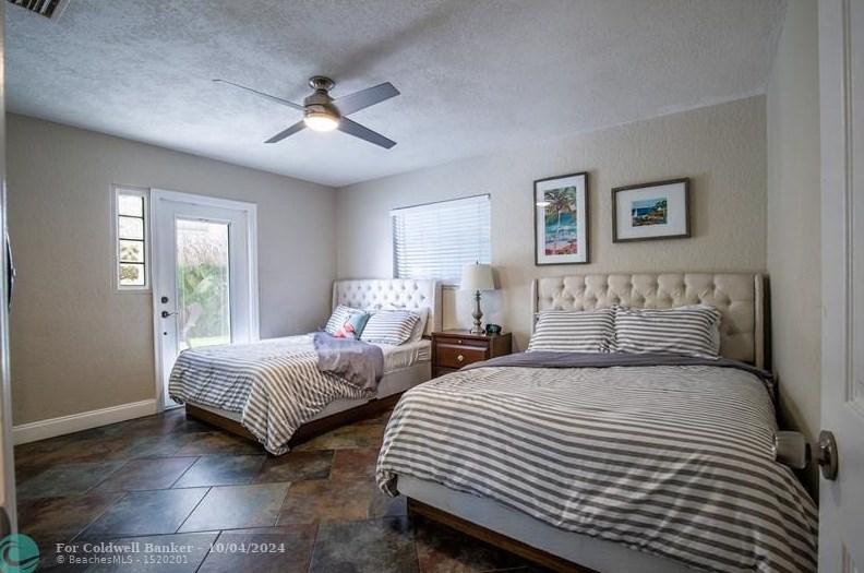 2728 Taft St, Hollywood FL 33020-2920 exterior