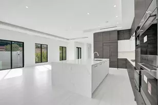 4524 Seagrape Dr Unit #1 N, Lauderdale by the Sea, FL 33308 - Photo 13