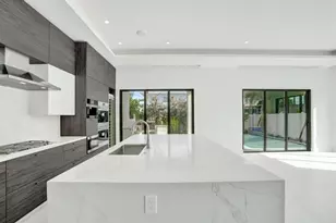 4524 Seagrape Dr Unit #1 N, Lauderdale by the Sea, FL 33308 - Photo 11