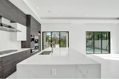 4524  Seagrape Dr, Unit #2 South, Lauderdale by the Sea, FL 33308 - Photo 11