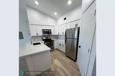 2550 SW 18th Terr, Unit #1810, Fort Lauderdale, FL 33315 - Photo 3