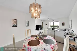 2711 NW 104th Ave, Sunrise, FL 33322 - Photo 7