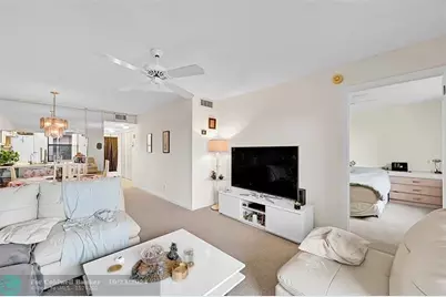 2711 NW 104th Ave, Unit #302, Sunrise, FL 33322 - Photo 9