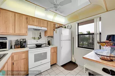 2711 NW 104th Ave, Unit #302, Sunrise, FL 33322 - Photo 1