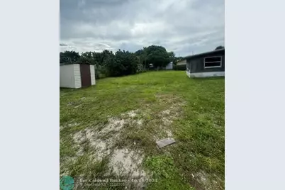 8480 SE Citrus Way, Hobe Sound, FL 33455 - Photo 3