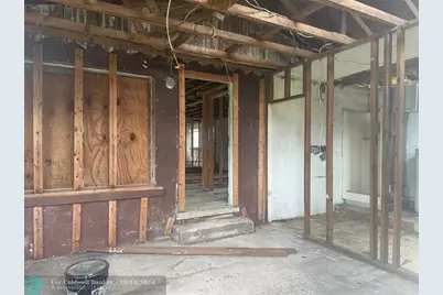 8480 SE Citrus Way, Hobe Sound, FL 33455 - Photo 9