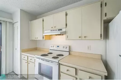 390 SW Colesbury Ave, Port Saint Lucie, FL 34953 - Photo 19