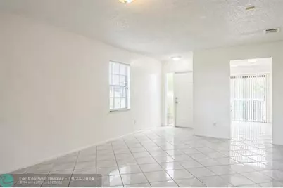 390 SW Colesbury Ave, Port Saint Lucie, FL 34953 - Photo 11