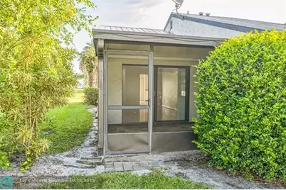 390 SW Colesbury Ave, Port Saint Lucie, FL 34953 - Photo 23