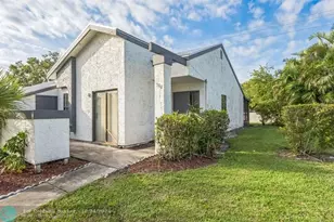 390 SW Colesbury Ave, Port Saint Lucie, FL 34953 - Photo 29