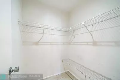 390 SW Colesbury Ave, Port Saint Lucie, FL 34953 - Photo 5