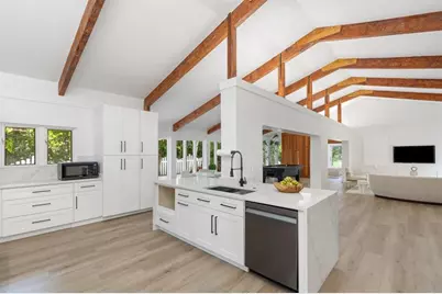 2211 SW 27th Ter, Fort Lauderdale, FL 33312 - Photo 13