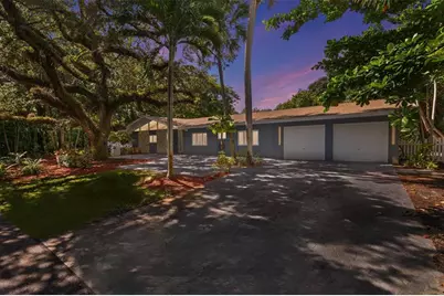 2211 SW 27th Ter, Fort Lauderdale, FL 33312 - Photo 9