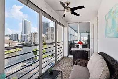 100  Golden Isles Dr, Unit #508, Hallandale Beach, FL 33009 - Photo 15